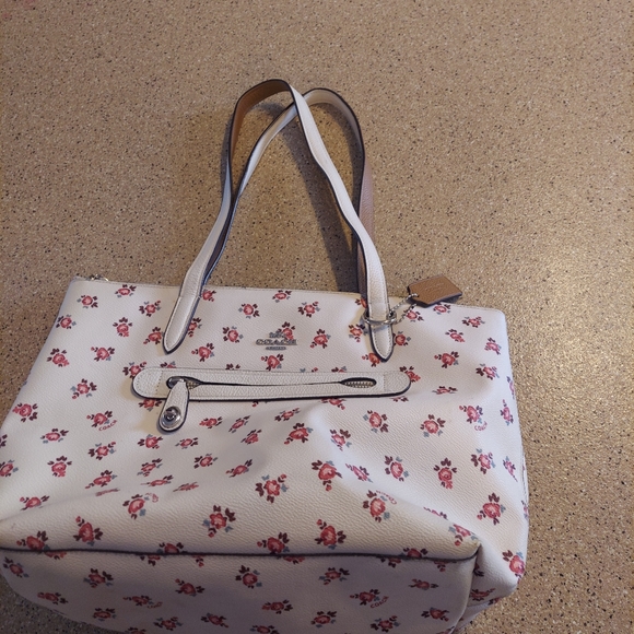 Coach Flower Taylor Tote Bag purse handbag pocketbook designer cream pink floral - Picture 14 of 15
